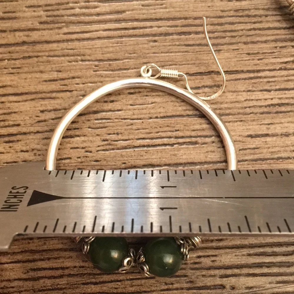 Vtg Sterling Circle Earrings Green Stone Beads